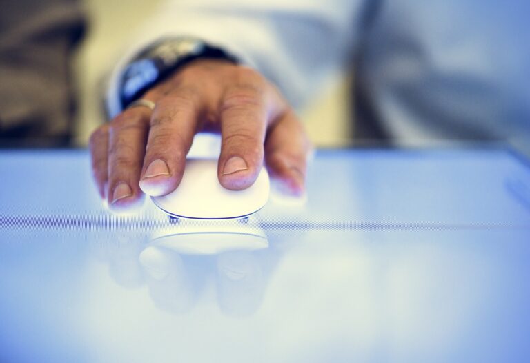 Hand holding using mouse clicking